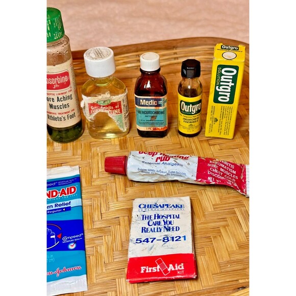 Lot of Vintage Medicine Glass Bottles w/Original Labels, 1957 First Aid Manual - Picture 4 of 6